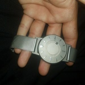 Bradley mesh eone us watch